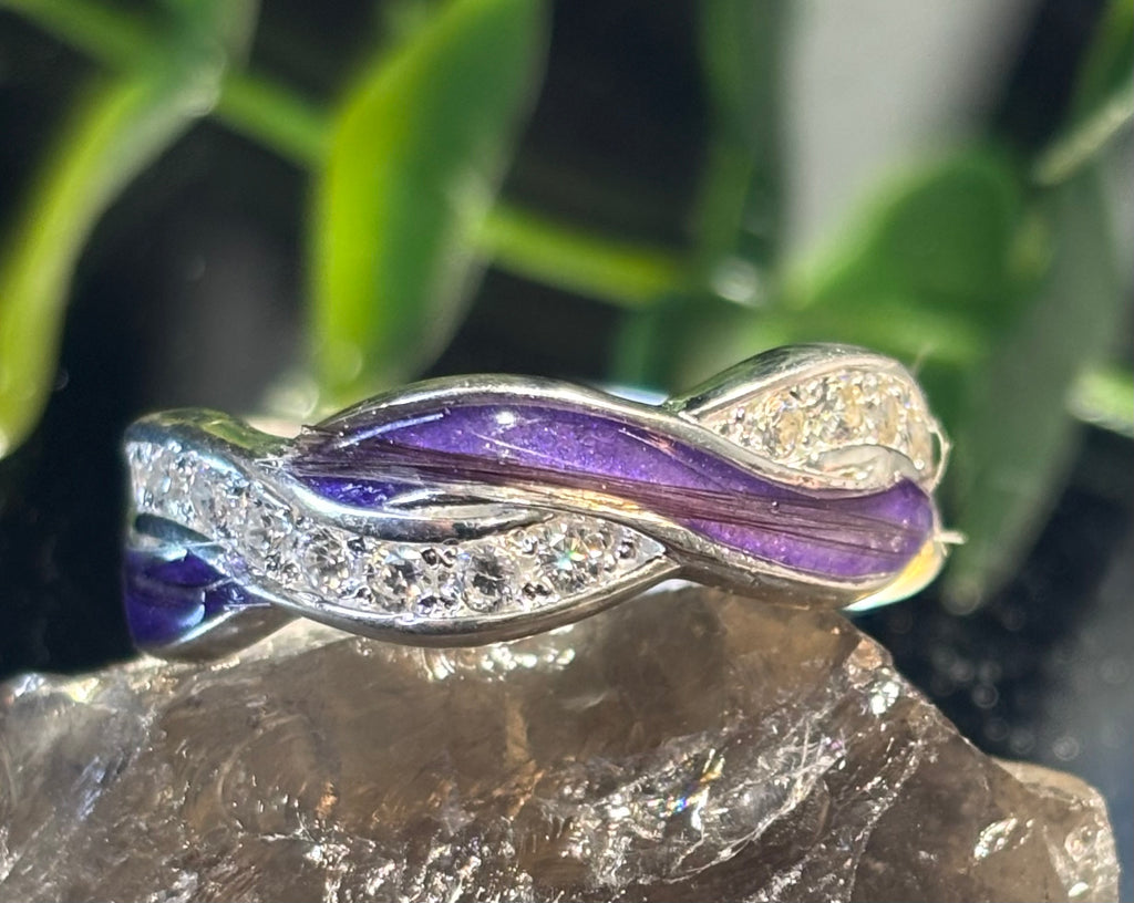 Sterling silver Memorial entwined ring with cz stones ashes / hair breastmilk