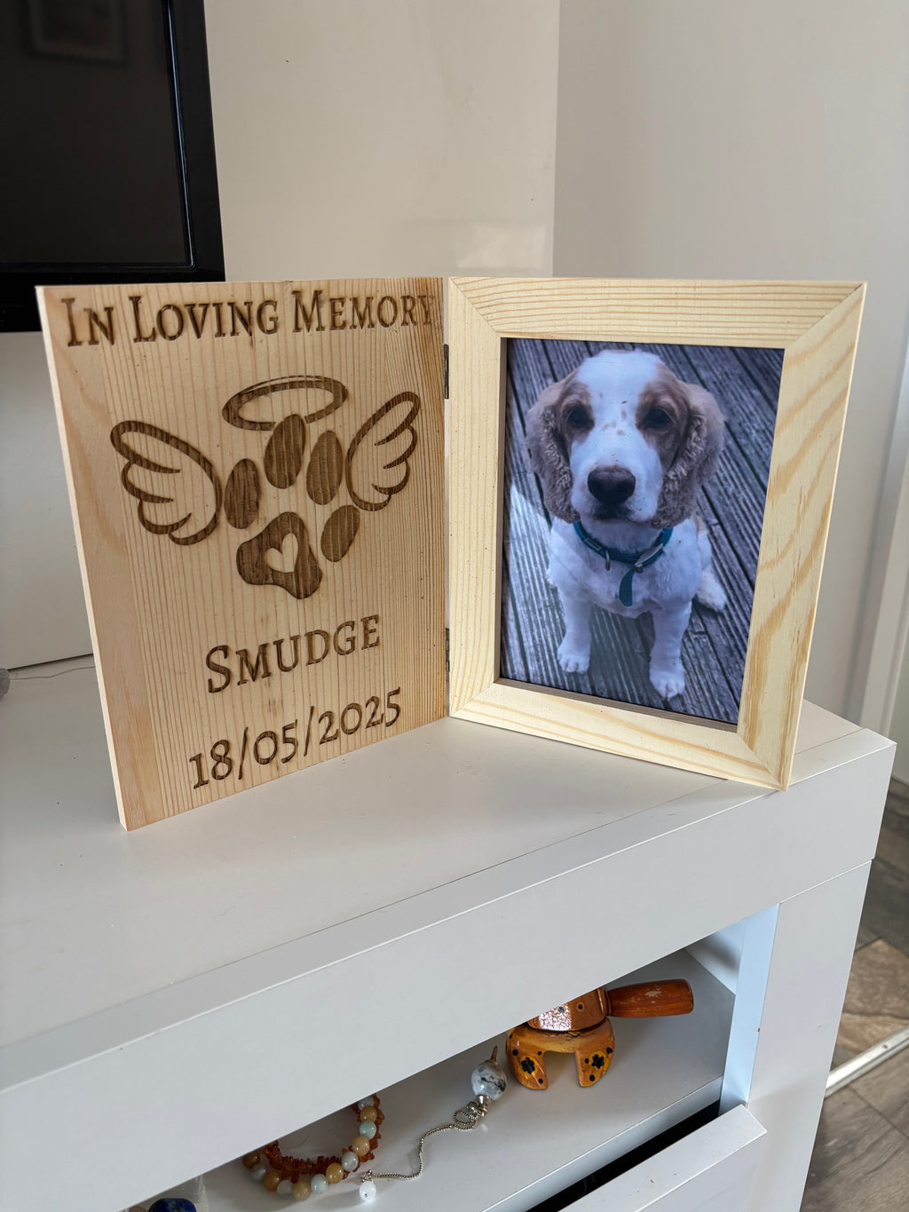 Engraved Wood Dog/cat pet memorial photo book frame 22cm x17cm personalised gift